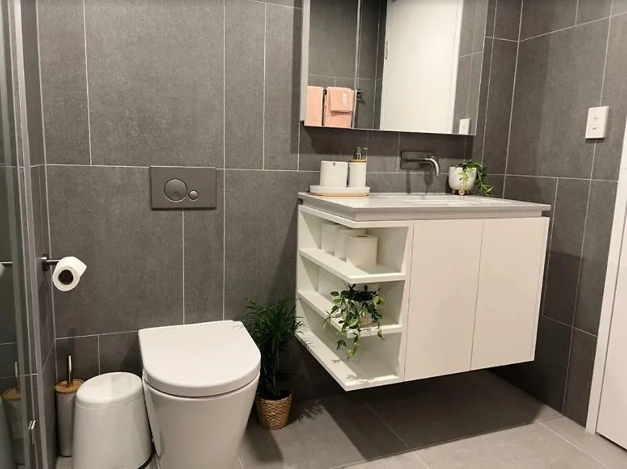 Canberra City - Parking - Self Check-In - Pool Apartment
