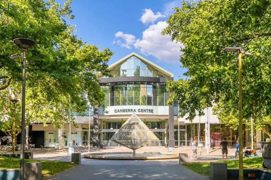 Canberra City - Parking - Self Check-In - Pool